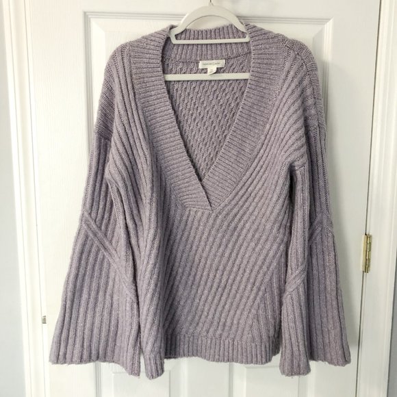 NWOT Nordstrom Deep V Bell Sleeve Sweater - Picture 5 of 8